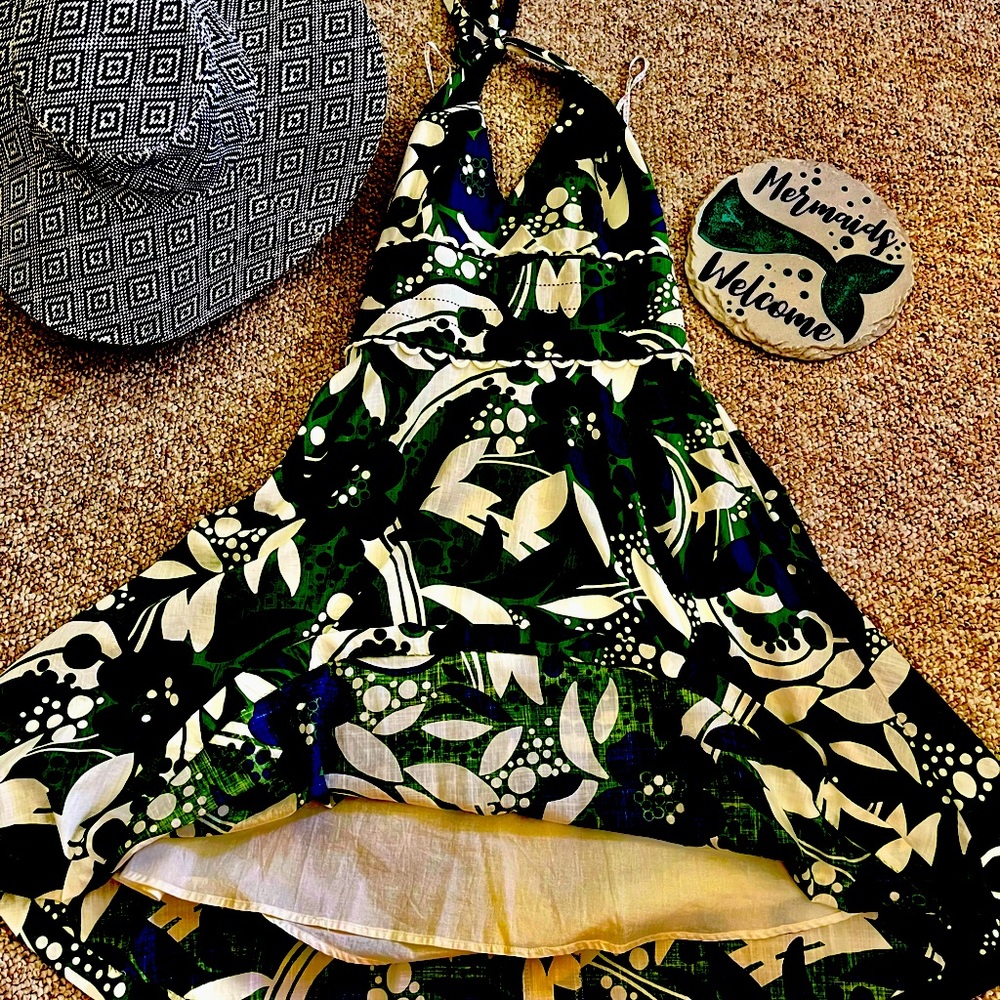 VTG Lilly Pulitzer. White Tag Halter Dress. Sz 8. Excellent Condition.